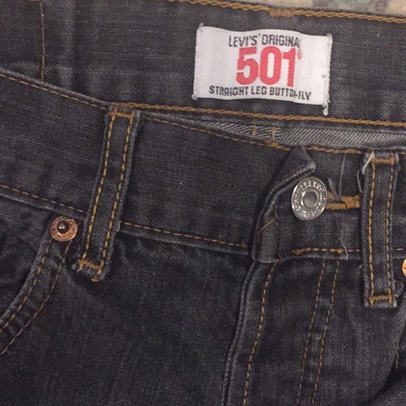 Levi’s 501 Button-fly Jeans - Picture 3 of 4